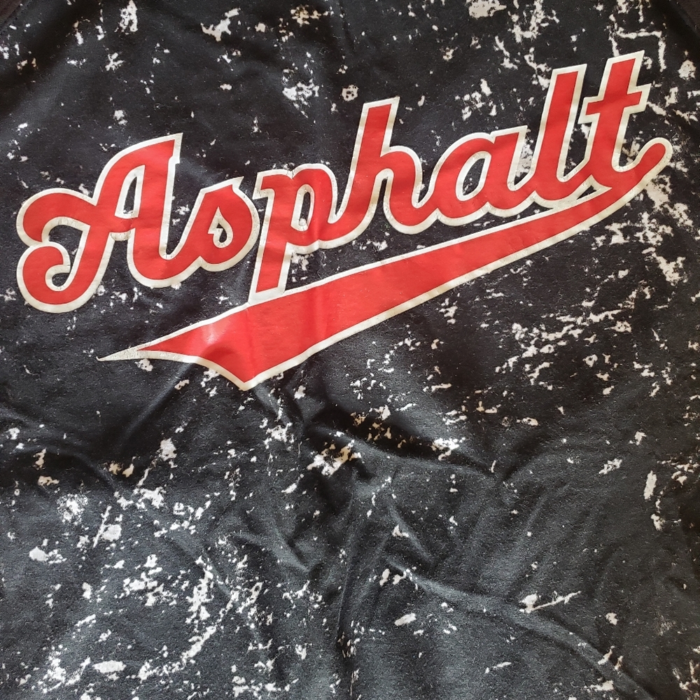 Shirt - Picture 2 of 4